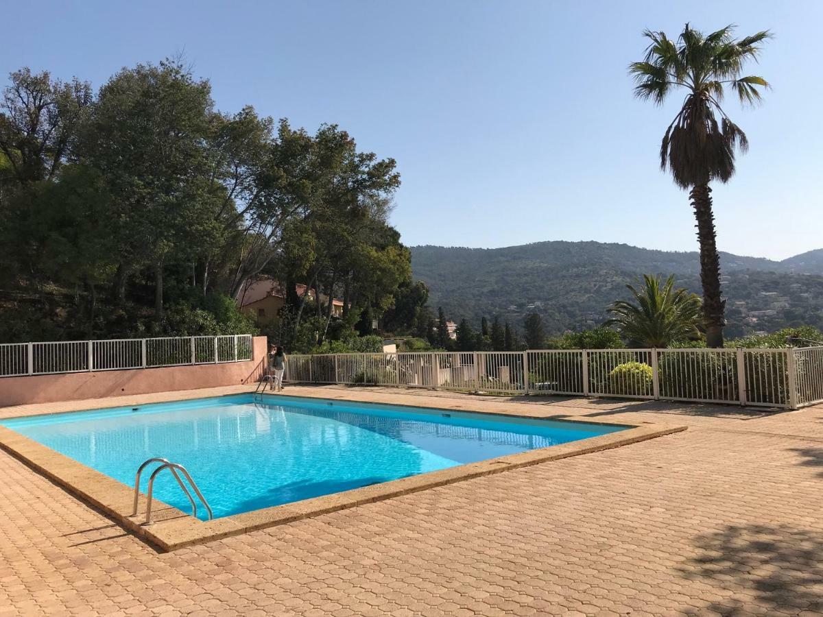 Appartement - Residence Le Paradou Le Le Rayol-Canadel-sur-Mer Eksteriør bilde